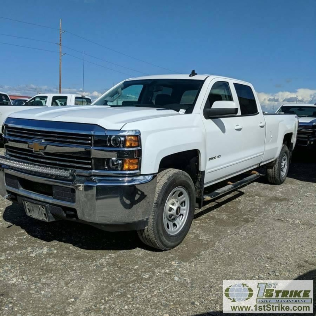 2016 CHEVROLET SILVERADO 2500HD LT, 6.6L DURAMAX DIESEL, 4X4, CREW CAB, LONG BED
