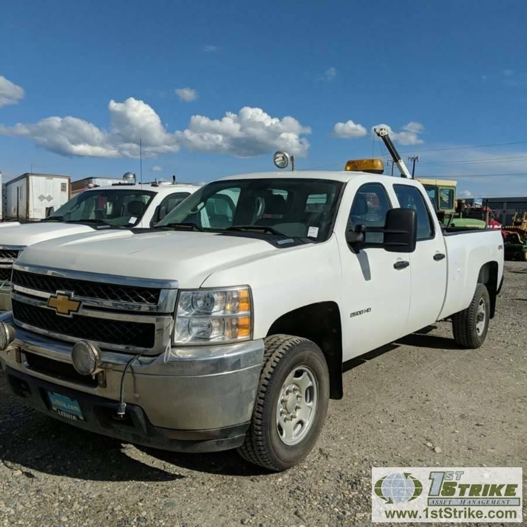 2012 CHEVROLET SILVERADO 2500HD LS, 6.6L DURAMAX DIESEL, 4X4, CREW CAB, LONG BED. WEBASTO