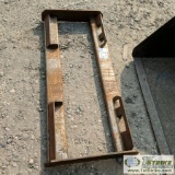 SKID STEER QUICK ATTACH PLATE