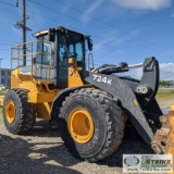 LOADER, 2011 JOHN DEERE 724K, WBM QC PLATE, EROPS, GP BUCKET, 8FT FORKS