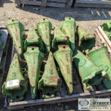 1 PALLET. ESCO COMPONENTS, 12 EA 75SV2SD BUCKET TEETH. ITEMS APPEAR UNUSED