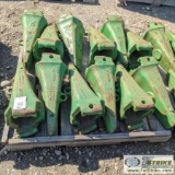 1 PALLET. ESCO COMPONENTS, 12 EA 75SV2SD BUCKET TEETH. ITEMS APPEAR UNUSED