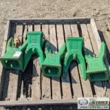 1 PALLET. ESCO COMPONENTS, 5 EA 700TPE 2067 DRP TWIN TOOTH. ITEMS APPEAR UNUSED