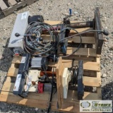 1PALLET. 2 EA DRILL PRESSES. 1EA SHOP FOX. 8.5IN, 1EA DELTA SHOPMASTER. SINGLE PHASE MOTORS