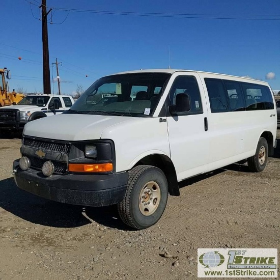 2009 CHEVROLET EXPRESS VAN, 6.6L DURAMAX DIESEL, QUIGLEY 4X4, 10 PASSENGER