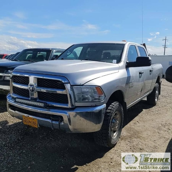 2013 RAM 2500 HEAVY DUTY, 5.7L HEMI GAS, 4X4, CREW CAB, SHORT BED. UNKNOWN MECHANICAL PROBLEMS, ENGI