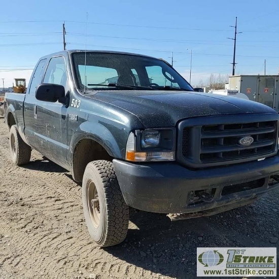 2004 FORD F-250 SUPERDUTY XL, 5.4L TRITON GAS, 4X4, EXTENDED CAB, SHORT BED