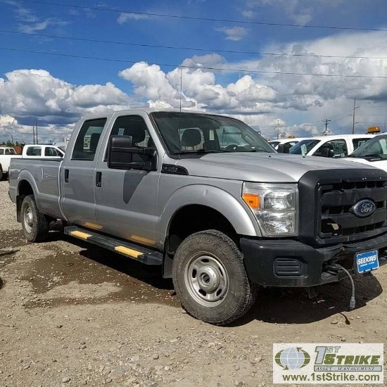 2014 FORD F-250 SUPERDUTY XL, 6.2L GAS, 4X4, CREW CAB, LONG BED