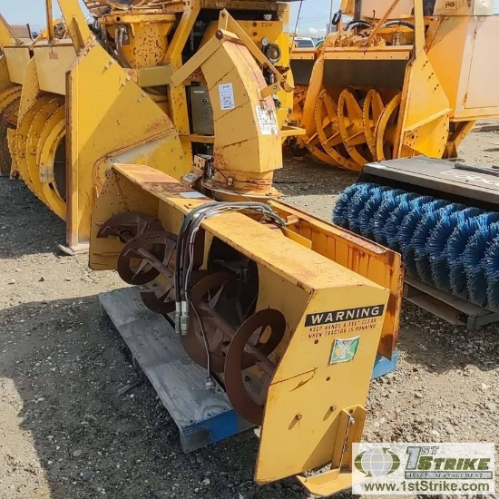 SKIDSTEER ATTACHMENT, HYDRAULIC SNOWBLOWER, 72IN.