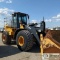 LOADER, 2009 JOHN DEERE 724K, EROPS, QC ATTACHMENT PLATE, W/ FORKS AND BUCKET