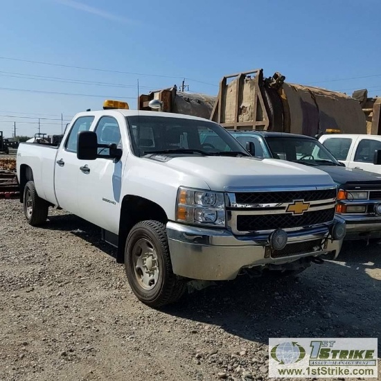 2012 CHEVROLET SILVERADO 2500HD LS, 6.6L DURAMAX, 4X4, CREW CAB, LONG BED. WEBASTO HEAT
