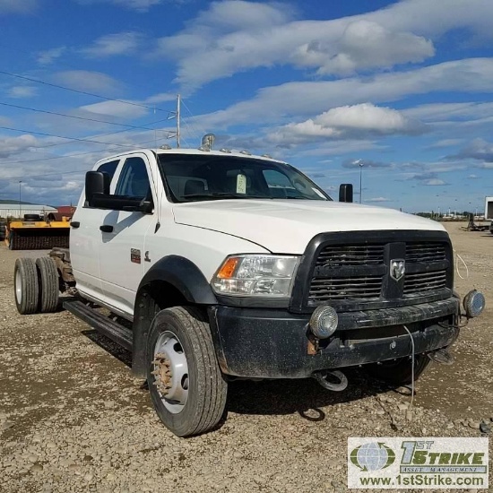 2012 RAM 5500 HEADY DUTY, 6.7L CUMMINS, 4X4, DUALLY, CAB AND CHASSIS, CREW CAB. WEBASTO HEAT