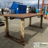 WELDING TABLE, STEEL CONSTRUCTION, 4FT X 8FT X 1IN TOP, WITH PARAMO VICE