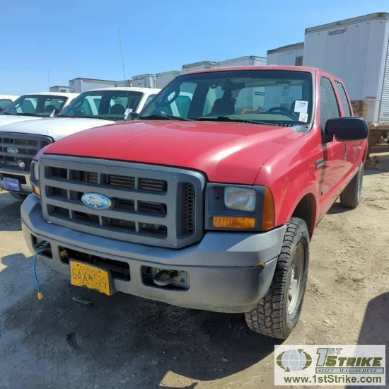 2005 FORD F-350 SUPERDUTY XL, 6.0L POWERSTROKE, 4X4, CREW CAB, LONG BED, WITH AUX FUEL TANK, 12V PUM