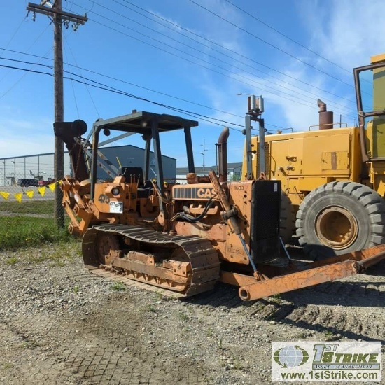 TRACKED TRENCHER, CASE 475, OROPS, REAR VIBRATORY SPADE, FRONT SPOOL CARRIER