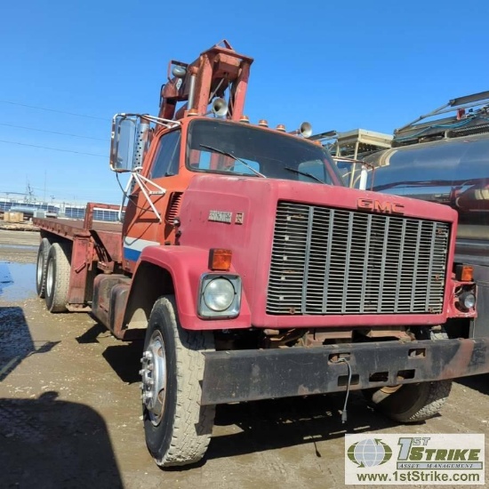 CRANE TRUCK, 1982 GMC BRIGADIER, CAT 3208, FULLER ROAD RANGER TRANS, TANDEM REAR AXLES, 50080 GVWR,