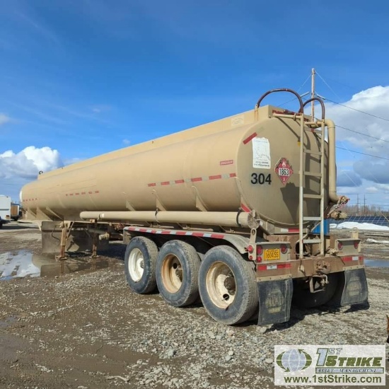 FUEL TANK TRAILER, 1979 FRUEHAUF, MODEL TAG-F3-ESF 10500, TRIPLE AXLE, 76000LB GVWR, 10500GAL ALUMIN