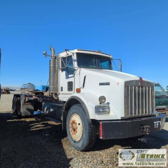 SEMI TRACTOR, 2007 KENWORTH T800B, CAT C15 ACERT, EATON FULLER TRANSMISSION, TANDEM REAR AXLES, 7074