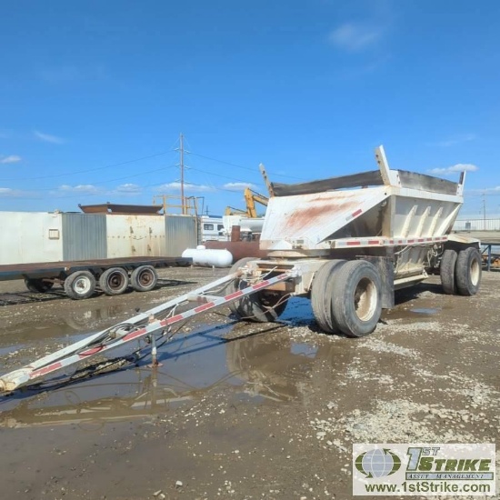 BELLY DUMP PUP TRAILER, 1971 FRUEHAUF, SINGLE REAR AXLE, SINGLE AXLE DOLLY. NO TITLE