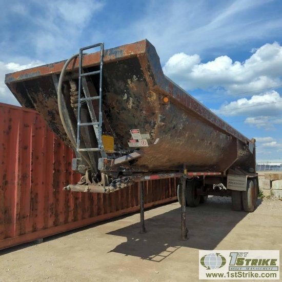 END DUMP TRAILER, 1990 FRUEHAUF MODEL DRXX-M2-30, TANDEM AXLE, 68000LB GVWR