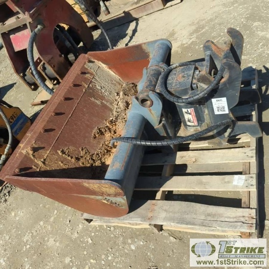 EXCAVATOR ATTACHMENT, CLEAN OUT BUCKET WITH HYDRAULIC PIVOT, WBM MODEL QC POWER TILT, 48IN BUCKET, Q