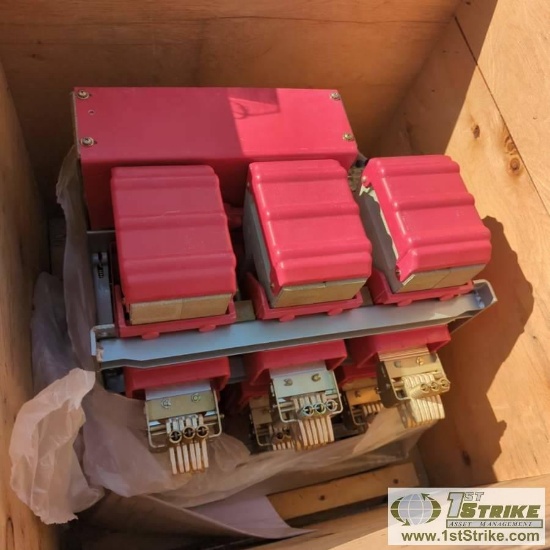 2 PALLETS, MISC POWER DISTRIBUTION COMPONENTS INCLUDING: 1EA HPS TRANSFORMER, 480V - 120V/240V, 25KV