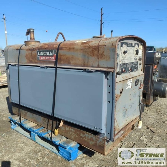 WELDER, LINCOLN MODEL SA-250 D3.152, PERKINS DIESEL MOTOR