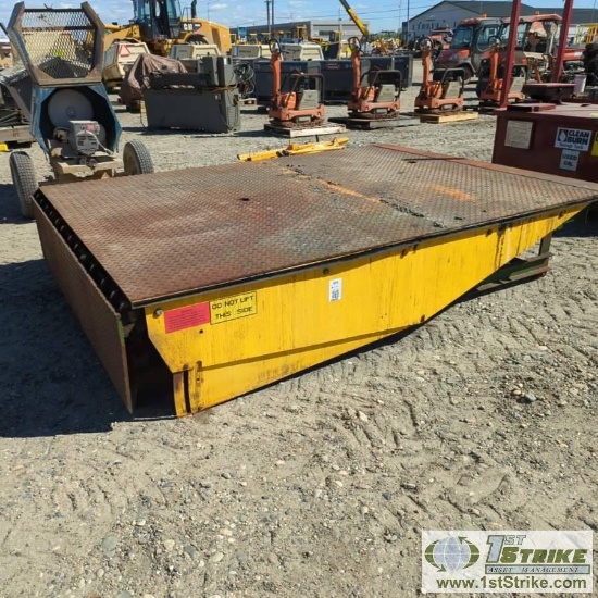 LOADING DOCK, HYDRAULIC LIFT, 7FT WIDE X 9FT 4IN LONG, STEEL CONSTRUCTION