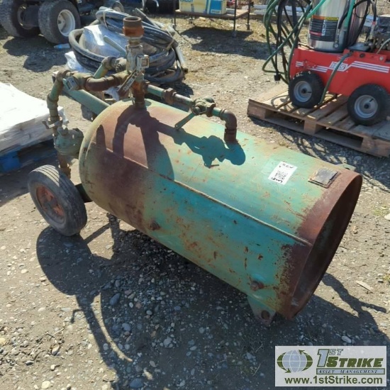 SANDBLASTER, CLEMCO MODEL CADWB 2460, WITH HOSE
