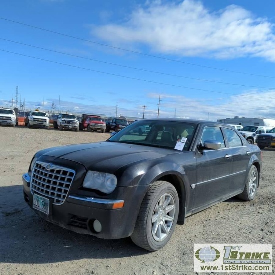 2006 CHRYSLER 300, 5.7L HEMI, RWD, 4-DOOR. UNKNOWN MECHANICAL PROBLEMS, ELECTRICAL ISSUES.
