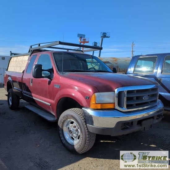 2000 FORD F-350 SUPERDUTY LARIAT, 6.8L TRITON, 4X4, EXTENDED CAB, LONG BED, WITH RACK.