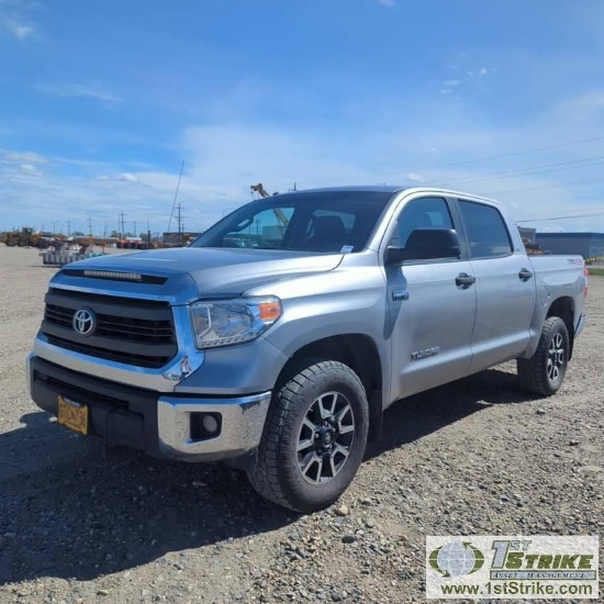 2014 TOYOTA TUNDRA SR5, I-FORCE 5.7L V8, 4X4, CREW CAB, SHORT BED