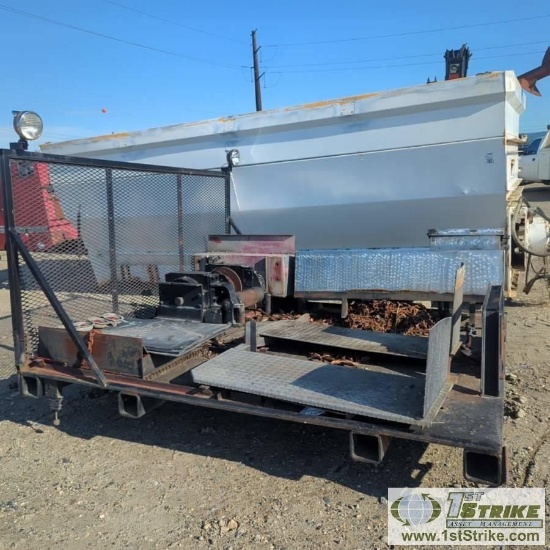 HYDRAULIC WINCH BED, 8FT 1IN WIDE X 8FT 2IN LONG, W/ HEADACHE RACK, HYDRAULIC WINCH, ALUMINUM TANK