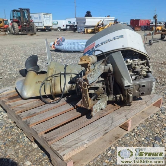 BOAT MOTOR, EVINRUDE 115, PROP