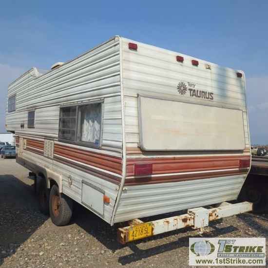 CAMPER TRAILER, 1982 FLEETWOOD, 24FT, GOOSENECK, TANDEM AXLE