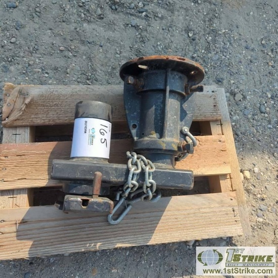 HITCH ATTACHMENT ADAPTER, 5TH WHEEL TO GOOSENECK