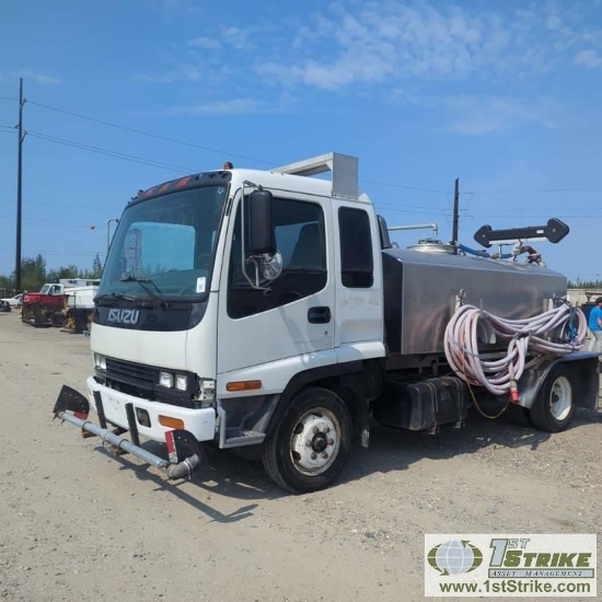 WATER TRUCK, 2001 ISUZU FFR MED. TILT 86.0 BBC, 7.8L 6HK1-TC TURBO DIESEL, ALUMINUM TANK WITH MOUNTE