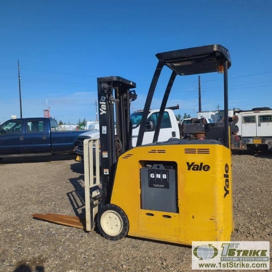 ELECTRIC FORKLIFT, 2003 YALE, 36 VOLT, 2900LBS CAPACITY