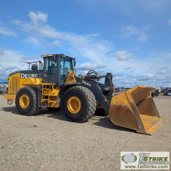 LOADER, 2014 JOHN DEERE 744K, EROPS, QUICK ATTACH, W/10.5FT 6YD GP BUCKET