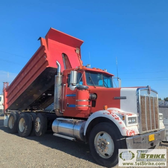 DUMP TRUCK, 1987 KENWORTH W900B, CUMMINS TURBO DIESEL, 13-SPEED EATON FULLER TRANSMISSION, EATON REA