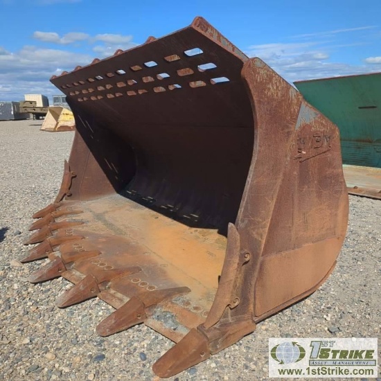 LOADER ATTACHMENT, TOOTHED BUCKET, WBM MODEL BCKT R/S 6-1/4, 132IN, 6IN HOOPS