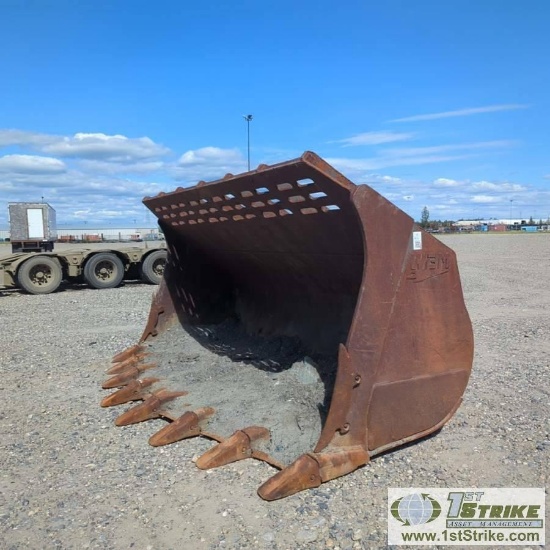 LOADER ATTACHMENT, TOOTHED BUCKET, WBM, 11FT, 6IN HOOPS
