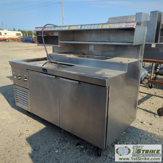 FOOD PREP STATION, RANDELL MODEL 9560-1BI, UNDER TABLE REFRIGERATED COMPARTMENT, WARMING TRAY SECTIO