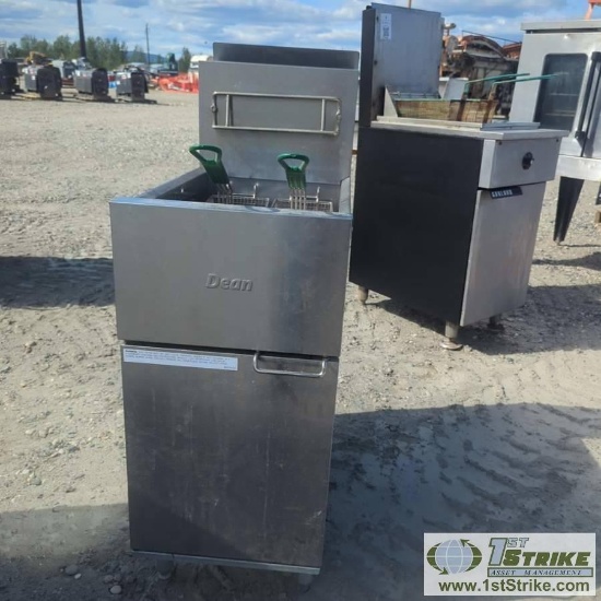 COMMERCIAL GAS FRYER, DEAN FRYMASTER MODEL SR142GP, PROPANE FIRED