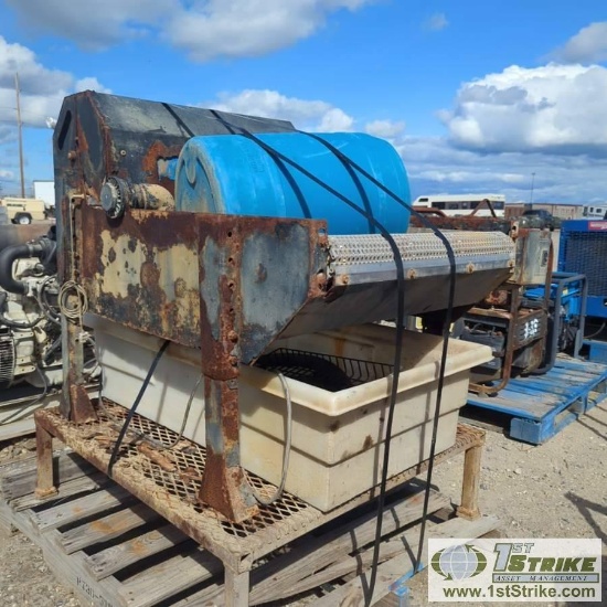INDEXING POLISHING FILTER, WATER MAZE MODEL IPF2-20, 115V WITH STAND