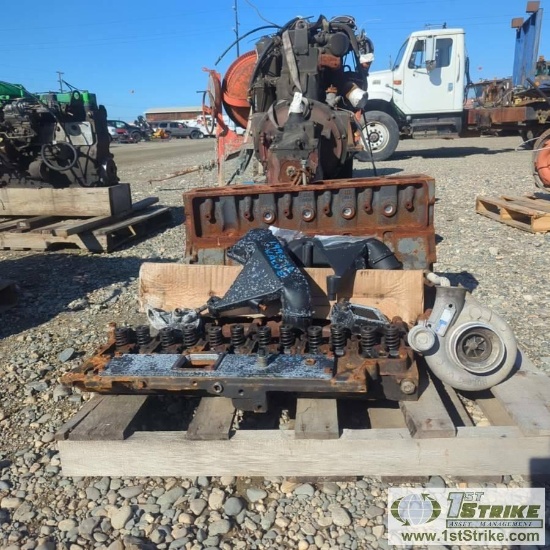 1 PALLET. CUMMINS 5.7L PARTS. INCLUDING: BLOCK, HEAD AND TURBO