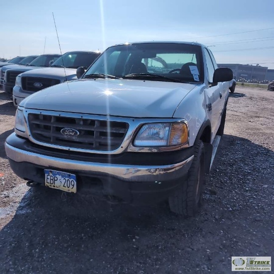 2001 FORD F-150 XL, 4.6L TRITON, 4X4, EXTENDED CAB, LONG BED. UNKNOWN MECHANICAL PROBLEMS. ENGINE