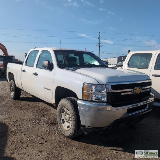 2014 CHEVROLET SILVERADO 2500HD, 6.0L VORTEC, 4X4, CREW CAB, SHORT BED