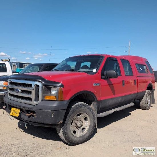 2005 FORD F-350 SUPERDUTY, 5.4L TRITON, 4X4, CREW CAB. RECONSTRUCTED TITLE