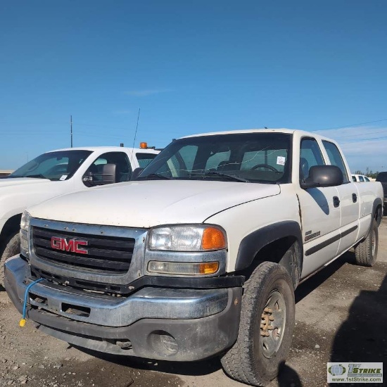 2006 GMC SIERRA 2500, 6.6L DURAMAX, 4X4, CREW CAB, LONG BED